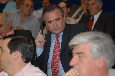 La FET pide una reunión con Manzur por los tributos