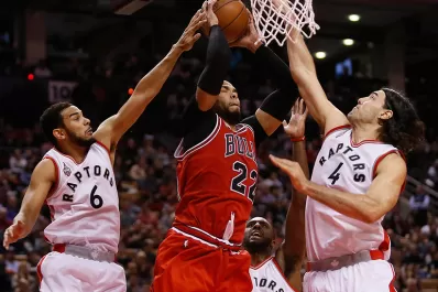 Pese a la gran actuación de Scola, perdieron los Raptors