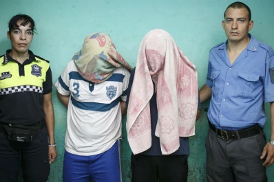 Aprehenden a dos individuos que se hacían pasar por policías