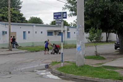 Tres heridos de bala en presuntos ajustes de cuentas entre bandas en Villa 9 de Julio