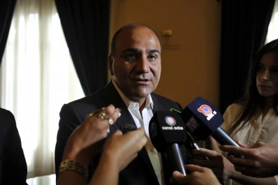 Pese al rechazo de empresarios, Manzur promulgó la suba de los Ingresos Brutos