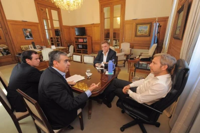 Alfaro pidió fondos a Frigerio para arreglar accesos y 200 calles