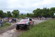Peugeot los devora en el Dakar
