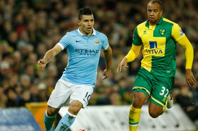 Agüero marcó un golazo en el triunfo de Manchester City