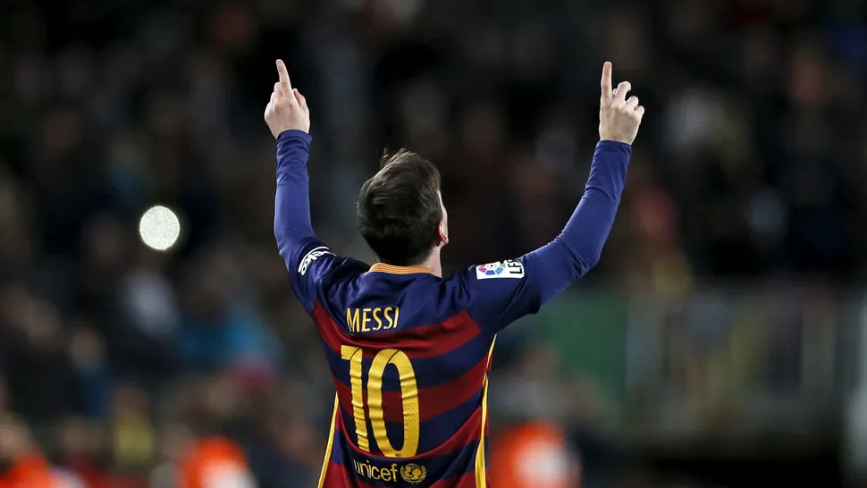 POR MAS. Messi y su Barcelona buscarán recuperar la cima de la Liga de España. ARCHIVO