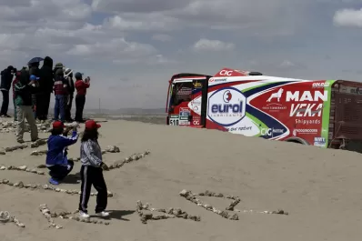 Los rusos se despiertan en Camiones, mientras Villagra cae