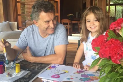 Macri retoma su agenda, a pesar de su fisura de costilla