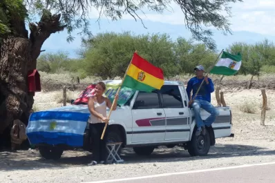La caravana del Dakar pasó por Colalao del Valle