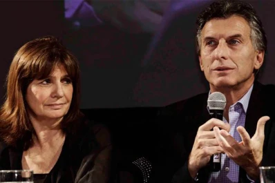 Triple fuga: Patricia Bullrich renunció, pero Macri la ratificó en su cargo