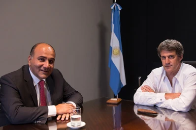 El gobernador Manzur se reunió con Prat Gay