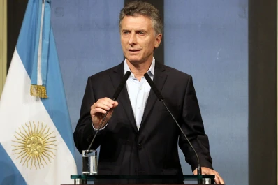Macri derogó el decreto de Cristina que obligaba a devolverle la coparticipación a las provincias