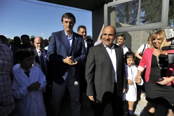 Extenderán la jornada escolar y habrá más deporte