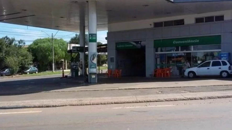 VACACIONES. Un hombre olvidó a su mujer en una estación de servicios de Brasil.FOTO TOMADA DE LAVOZ.COM.AR