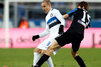 Inter empató de visitante y escolta a Nápoli en Italia