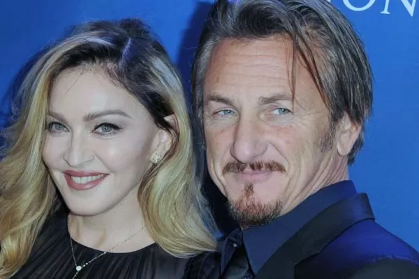 Madonna se le declara a Sean Penn 30 años después de su divorcio