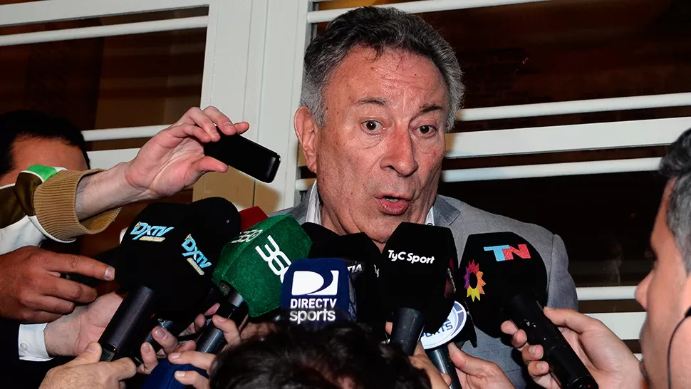 DESIGNACIÓN. Alejandro Domínguez presidirá Conmebol y Segura va a la FIFA.
FOTO DE ARCHIVO