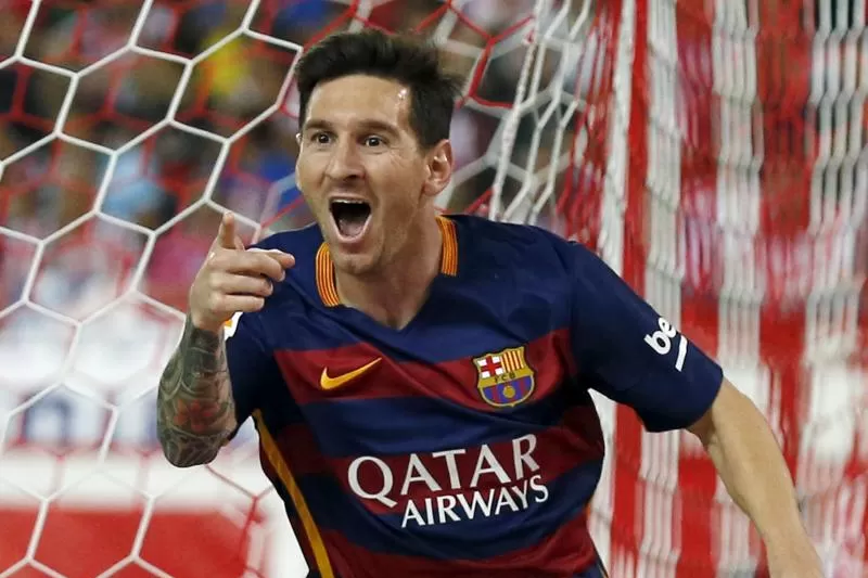SIN JUGAR. Messi regresará hoy a su casa, pero a las canchas recién volvería el domingo. REUTERS