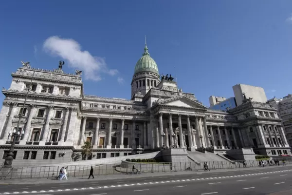 Oficializan el llamado a sesiones extraordinarias en el Congreso