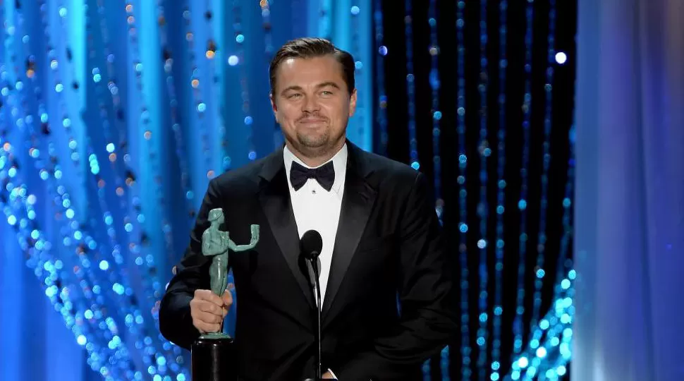 FAVORITO. DiCaprio se llevó el premio como mejor actor. FOTO TOMADA DE LAPRENDA.HN.