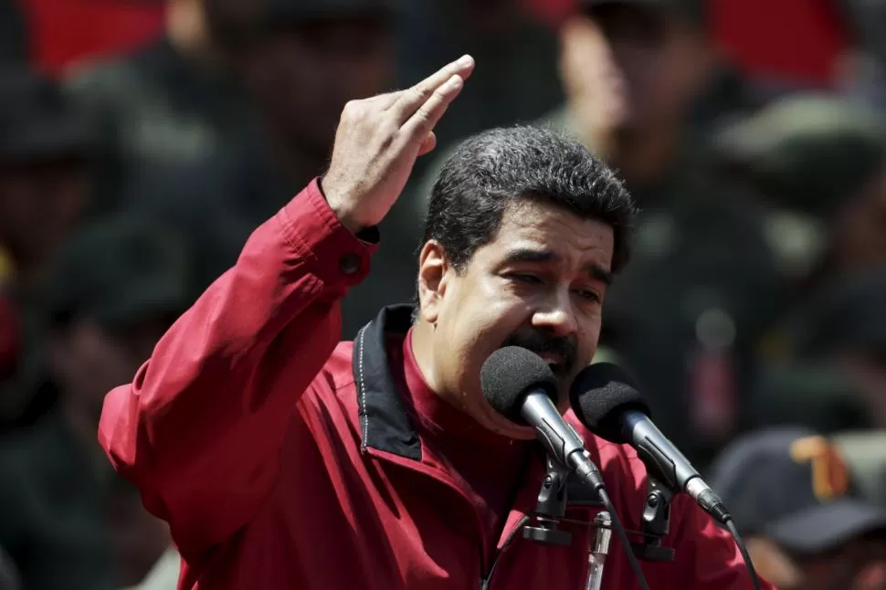 JUSTIFICATIVO. Maduro dijo que la oposición ganó porque los venezolanos se confiaron y no fueron a votar molestos por la situación económica. reuters 