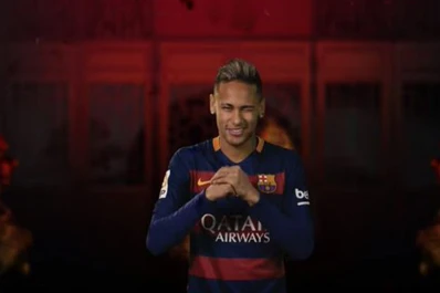 El cómico saludo de Neymar por el año nuevo chino