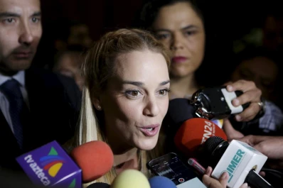 Venezuela critica a México por recibir a la familia de un opositor