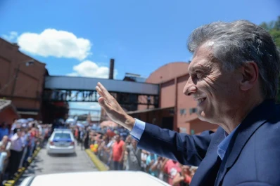 Macri recibirá mañana a las tres CGT por el inicio de las negociaciones paritarias