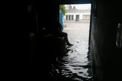 Cada vez que llueve, la comisaría 5ª es una pileta