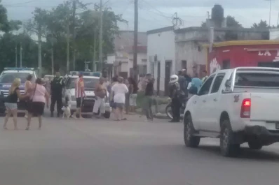 Dos familias se tirotearon en Villa Luján