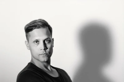 Más que una fiesta de electrónica, toda una experiencia