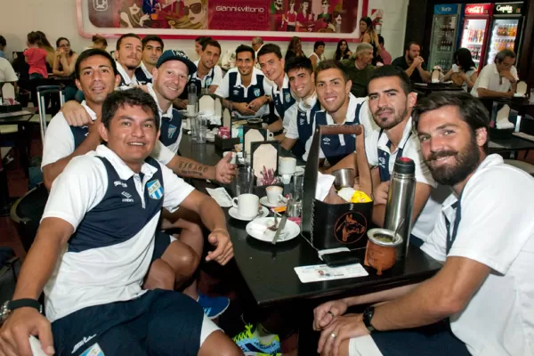 Atlético viajó a Buenos Aires con las valijas llenas de confianza