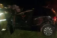 Hinchas de San Martín chocaron en Santiago: un muerto