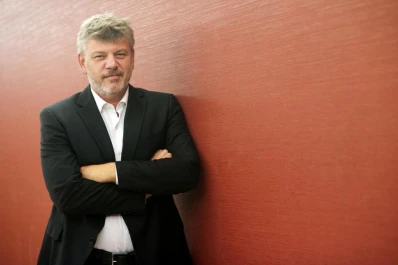 Según un especialista, “los acoples atentan contra los partidos políticos”