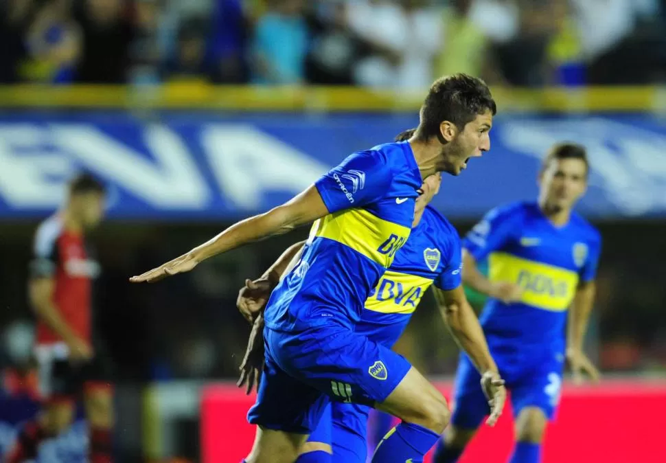  LO GRITÓ CON TODO. Rodrigo Bentancur marcó su primer gol oficial y abrió el camino de la victoria del “Xeneize” en la Bombonera. Boca mostró un buen nivel. télam