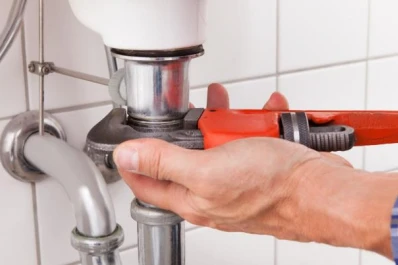 Plomeros, gasistas y albañiles: ¿Qué pasará con los oficios a domicilio?