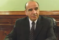 Radicales solicitan la renuncia del jefe de los fiscales