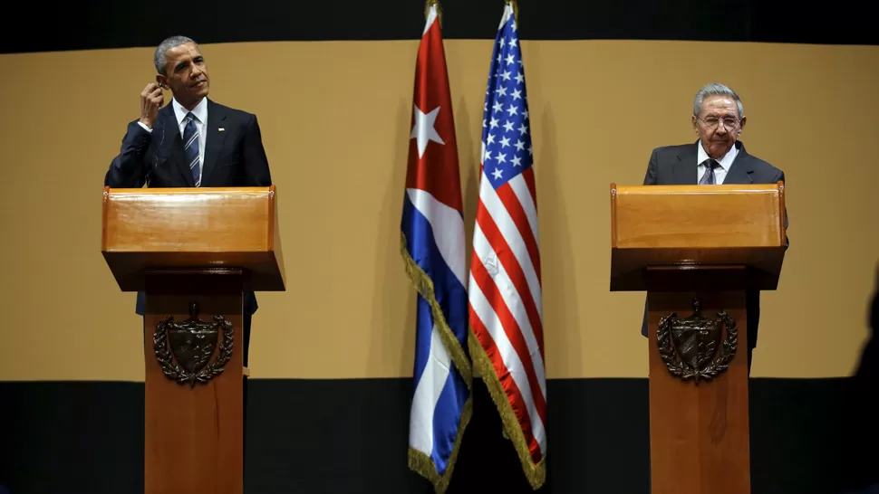 CONFERENCIA DE PRENSA. Obama y Castro brindaron discursos y luego respondieron las consultas de los periodistas. REUTERS