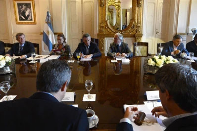 Macri reúne a su gabinete para preparar la visita de Obama