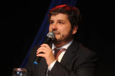 Campero vetó como intendente lo que había firmado como edil