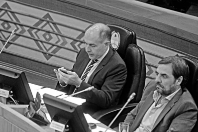 Habló de estafa con gastos sociales y lo llamaron “parlamentario financista”