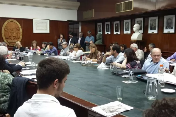 La indagatoria a Cerisola tensó la primera reunión del Consejo Superior