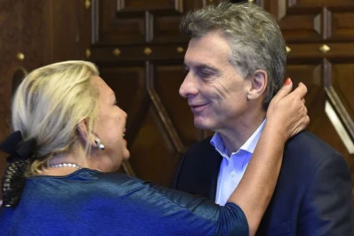 Carrió, sobre la reunión con Macri: fue dura, franca y divertida