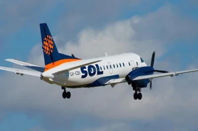 La compañía aérea Sol anunció el cese de sus operaciones