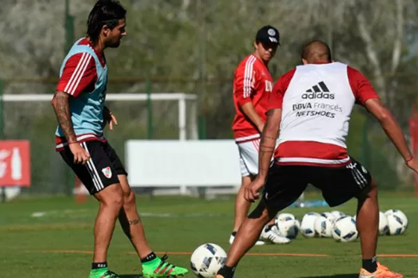 Gallardo recupera a ocho jugadores afectados por un virus