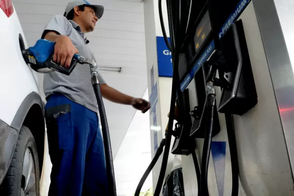 La nafta sube 6% y esperan por el gas