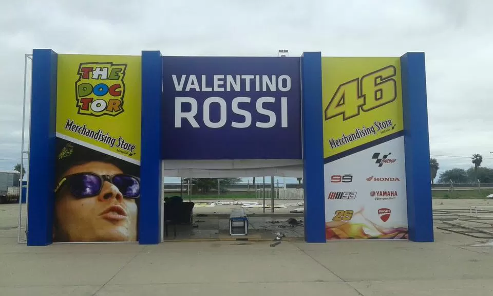 ÍDOLO DE MULTITUDES. Los fanáticos que asistan a la competencia termense podrán adquirir elementos de merchandising del italiano Valentino Rossi. FOTO FACEBOOK ARGENTINA MOTOGP