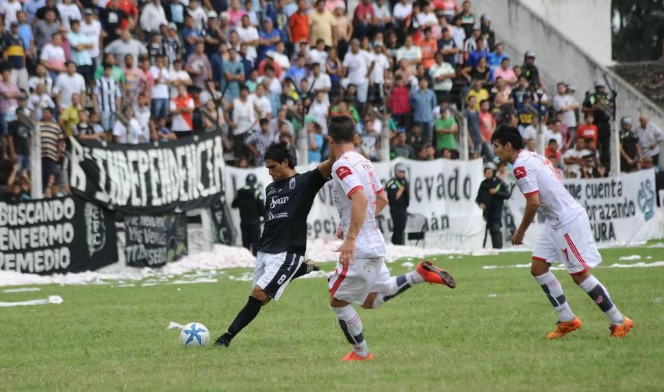 EQUILIBRIO. Montiglio es clave en la estructura del juego de Concepción FC. la gaceta / foto de Osvaldo Ripoll