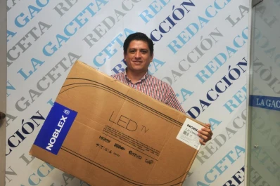 Palpitó los resultados y se llevó un televisor a su casa
