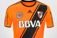 River y una camiseta especial, en honor al Beto Alonso