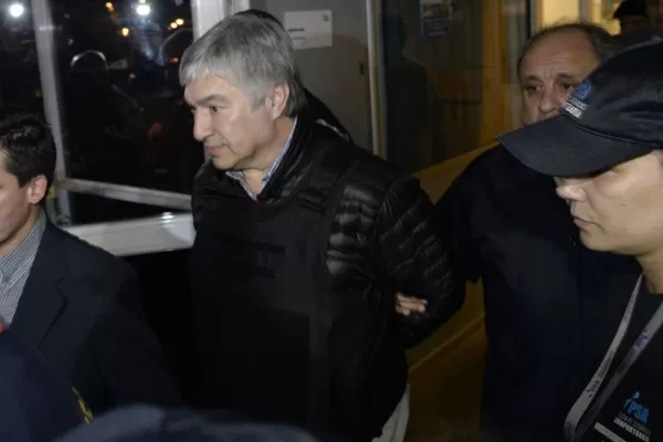 Lázaro Báez fue detenido por orden del juez Casanello